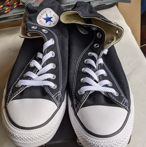 Brand new converse chuck taylors 10.5